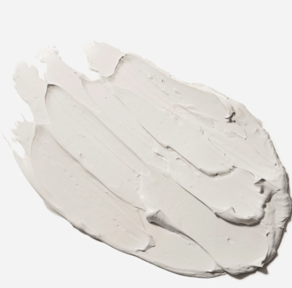 Sữa rửa mặt đất sét có khả năng cân bằng dầu thừa và độ ẩm trên da ngay trong bước làm sạch